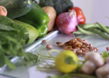 Conheça os desafios e oportunidades do mercado de castanha-do-Pará no Brasil: um guia completo.