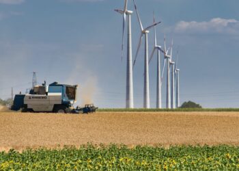 Revolucionando a agricultura: como as máquinas agrícolas e a agricultura de precisão estão transformando o campo.